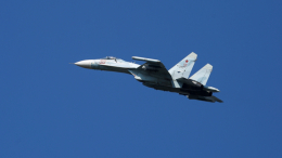 Российские Су-27 сопроводили британский самолет-разведчик и истребители над Черным морем