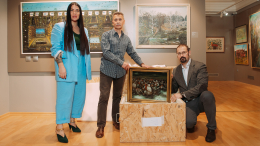 Эко-активистка Рада Русских подарила музею Екатеринбурга уникальные картины