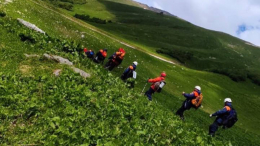 Спасатели нашли туристов, потерявшихся при спуске с Софийских озер в Карачаево-Черкесии