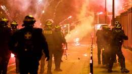 Французский хаос: массовые беспорядки в стране добрались до Парижа