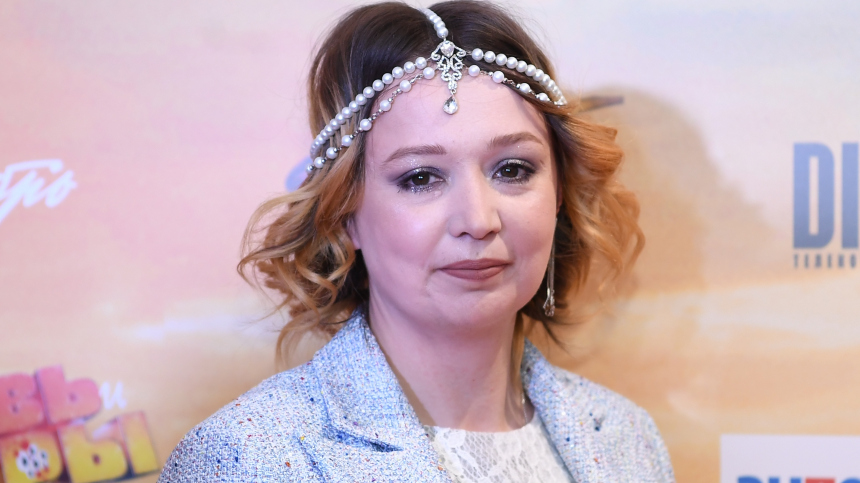 Копия великой бабушки: Елену Королеву стало не отличить от Людмилы Гурченко