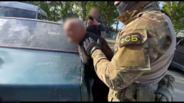 ФСБ задержала в Тюмени украинского агента, склонявшего военных на сторону ВСУ