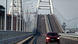 Движение на Крымском мосту нормализовалось в обе стороны