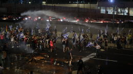 Полиция силой вытеснила протестующих с центрального шоссе Тель-Авива — видео