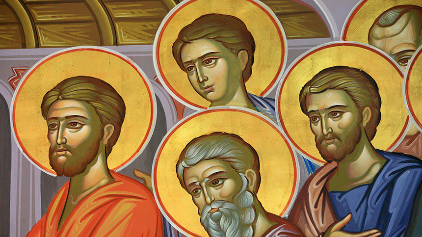 Собор 12 апостолов: почему 13 июля обмениваются крашеными желтыми яйцами