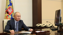 Путин обсудил с членами Совбеза дополнительные меры защиты важных объектов