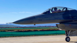 Украинских пилотов готовятся учить летать на F-16 в ЕС: «Нужна пара недель»