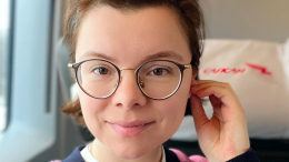 «Будь счастлив»: Татьяна Брухунова послала воздушный поцелуй другому
