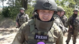 Съемочная группа «Известий» попала под обстрел украинских террористов в зоне СВО