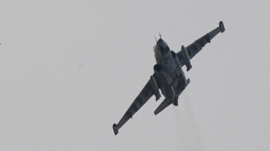 Минобороны сообщило о сбитом украинском самолете Су-25 в ДНР
