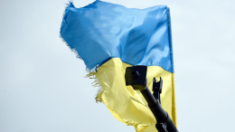 Экс-советник Кучмы предрек Украине гражданскую войну из-за отмены выборов