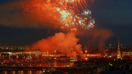 Это было грандиозно: жители Петербурга вспоминают День ВМФ
