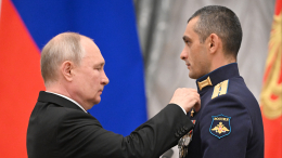 Путин провел церемонию вручения государственных наград в Кремле