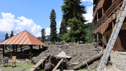 В Грузии сообщили о полном уничтожении курорта Шови из-за оползня