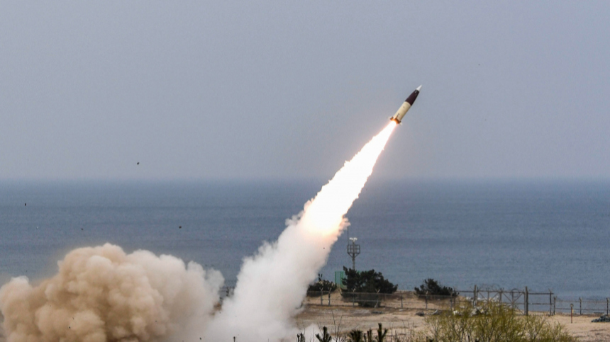 Украина попросила у США дальнобойные ракеты ATACMS