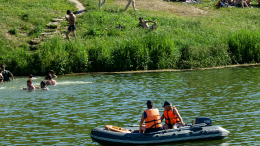 Жара атакует: в МЧС рассказали о правилах безопасности на воде
