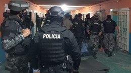 Задержаны два подозреваемых в убийстве кандидата в президенты Эквадора