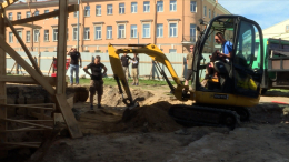 Городские тайны: в Петербурге начались раскопки на месте разрушенной церкви