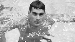 Умер двукратный победитель Олимпиады по плаванию Джон Девитт