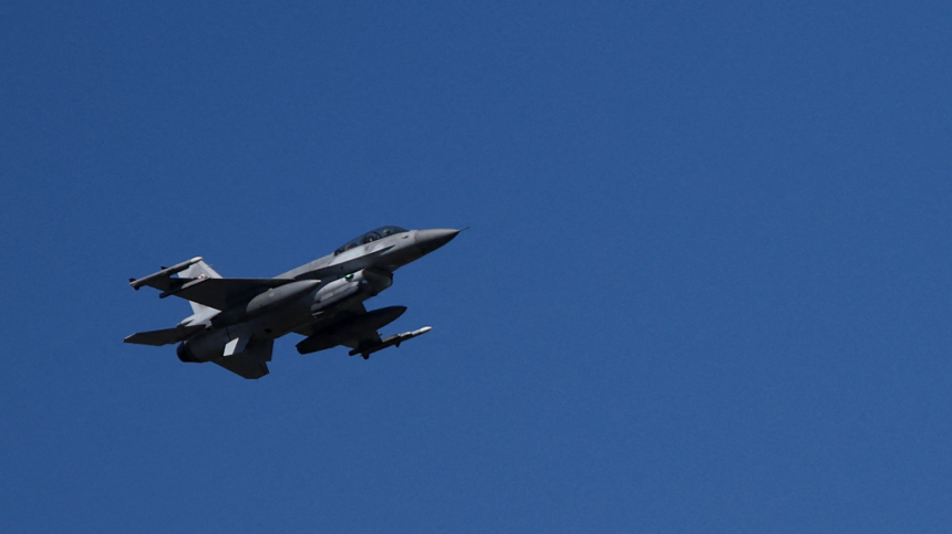В США заявили о способности России бороться с F-16