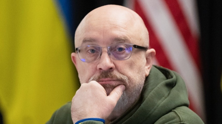 Министр обороны Украины заявил, что готов подать в отставку
