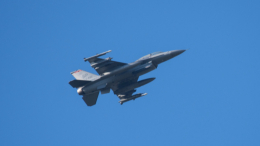 «Самолет уязвим»: США предупредили Киев о проблемах в F-16