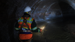 «Мосводосток» проводил подземную экскурсию в коллекторе Неглинной в 2022 году
