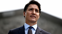 Премьер Канады Джастин Трюдо ушел от ответа на вопрос о разводе