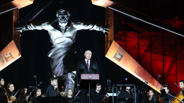 Владимир Путин посетил концерт по случаю 80-летия победы в Курской битве
