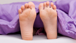 Сумеречные муки: названы причины ночных судорог в ногах