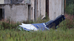 Песков призвал опираться на факты в ситуации с крушением самолета Пригожина