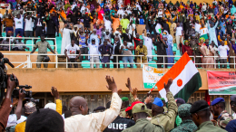 Успеть за 48 часов: Нигер поставил ультиматум армии и послу Франции