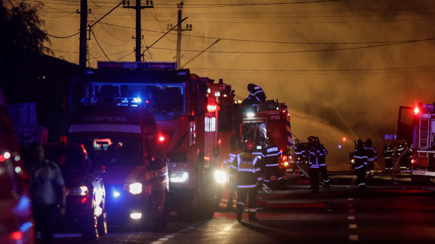 Свыше 45 человек пострадали при взрыве на АЗС в Румынии