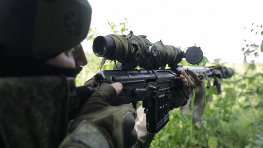 Снайперы помогли бойцам РФ уничтожить боевиков ВСУ в зоне спецоперации