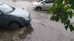 Дороги утонули: на Приморье с новой силой обрушилось наводнение