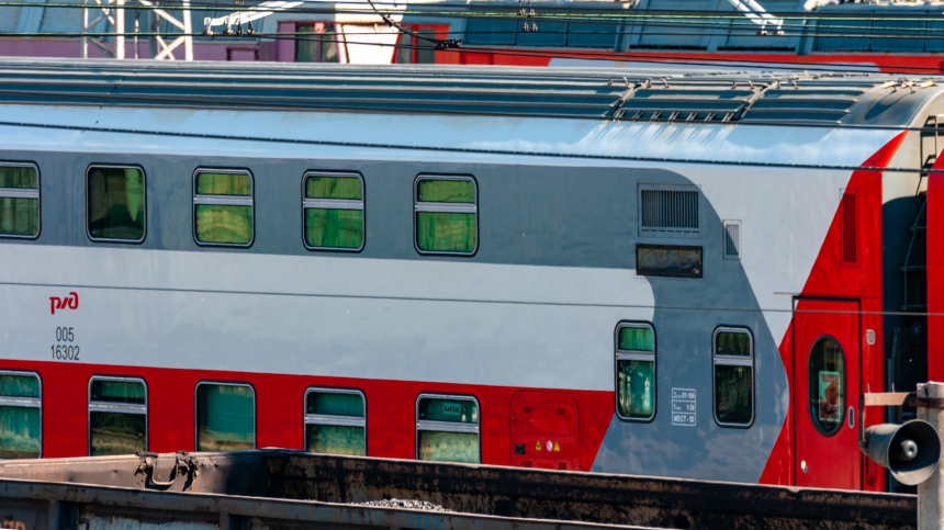С сентября правила проезда в поездах изменятся: чего ожидать