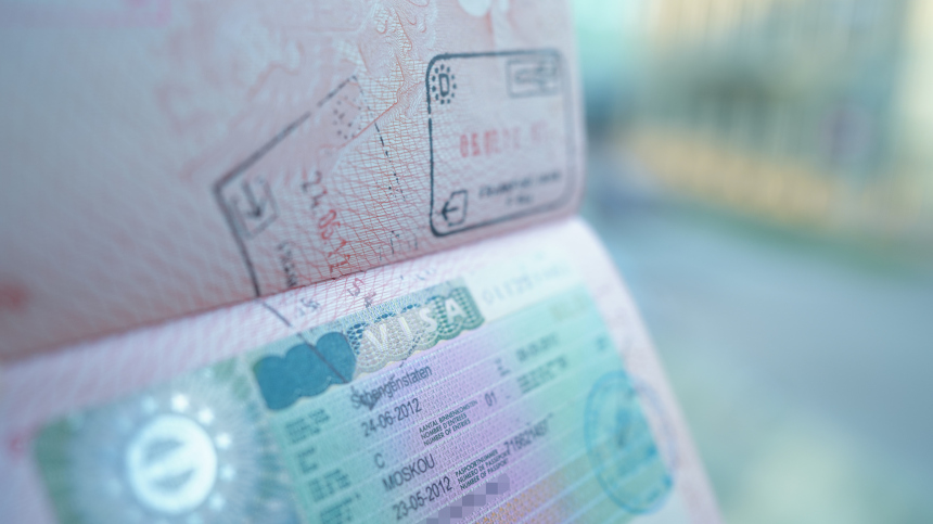 Финляндия возобновит прием заявлений россиян на визы с 1 сентября