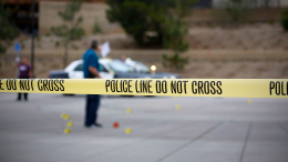 В США полицейский застрелил беременную девушку