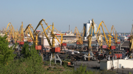На Украине сообщили о повреждении портовой инфраструктуры в Одесской области