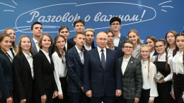 Путин пообещал школьнику из Нижнего Новгорода помочь издать сборник его стихов