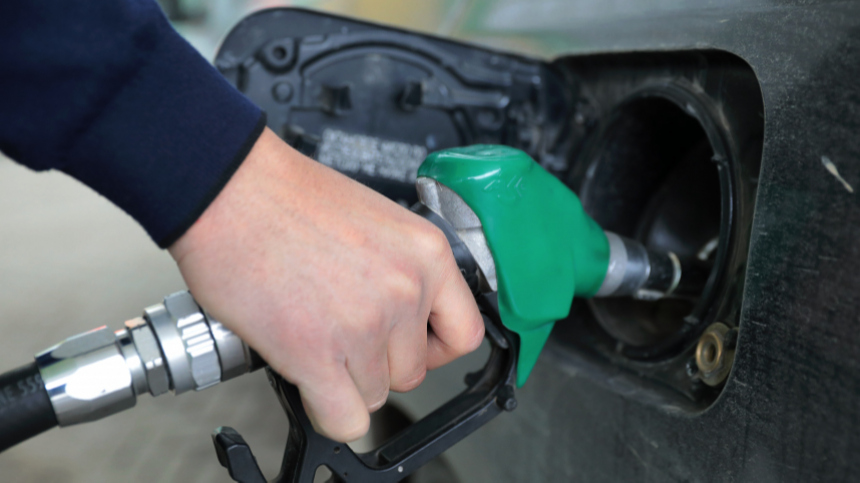 В Госдуме планируют установить предельно допустимые розничные цены на топливо
