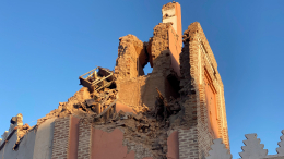 Число погибших из-за землетрясения в Марокко превысило 800