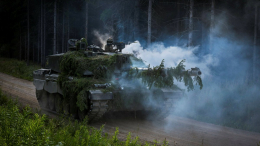 В Запорожской области рассказали о ржавеющих на поле боя танках Challenger