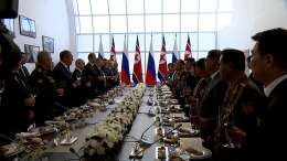 Против «сборища зла»: Ким Чен Ын поднял тост за победу России
