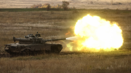 Снаряд за снарядом: российские танкисты громят боевиков на лисичанском направлении