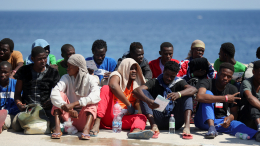 Режим ЧС объявили на итальянской Лампедузе из-за тысяч мигрантов