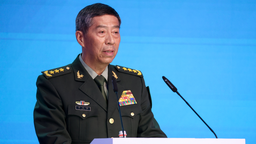 «Признак хаоса»: американская разведка заявила об отстранении главы минобороны КНР