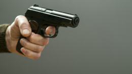 Вооруженный мужчина пытался прорваться в школу в Нижнем Новгороде