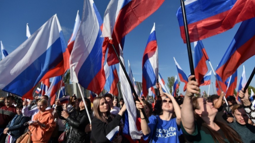 Госдума приняла закон о Дне воссоединения новых регионов с Россией