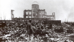 Захарова уличила фон дер Ляйен во лжи о Хиросиме: «Отвратительно и опасно»